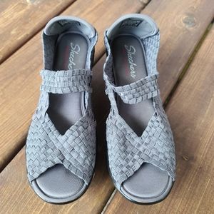 Skechers Sandal Womens Size 7